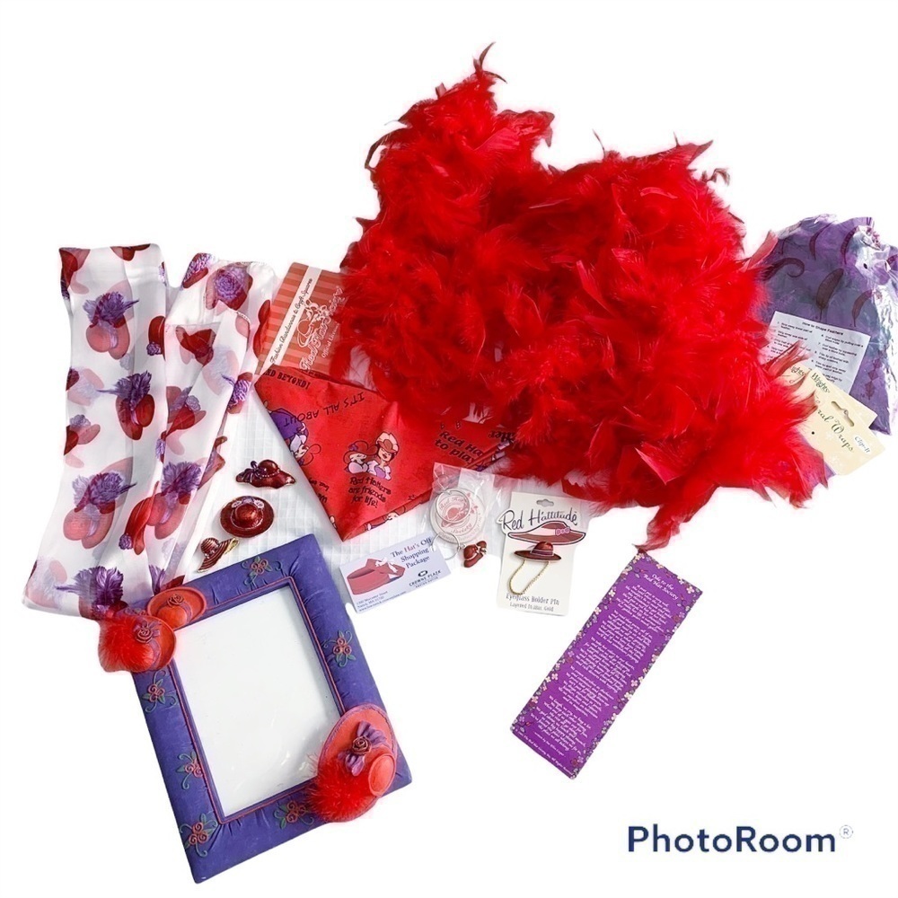 𝅺RED Hat Society Hats Off Shopping Package